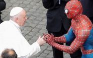 papa francisco spiderman