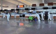 Trabajadores del aeropuerto de Nankín