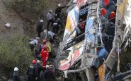 Accidente de autobús en Perú deja 33 muertos