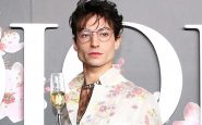 Ezra Miller armas marihuana