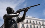 estatua rey Puerta del Sol