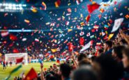 Dani Olmo festeggia la vittoria della Supercopa con il Barcellona