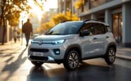 Nuova Fiat Panda 2023 in un contesto urbano europeo