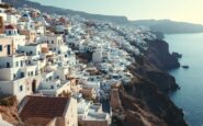 Immagine di evacuazioni a Santorini dopo un terremoto