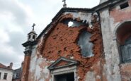 Derrumbe causato da vento e pioggia nella chiesa di San Pedro